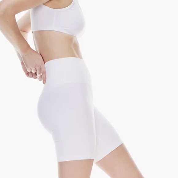 TnAction TnaLIFE™ Atmosphere Hi-Rise 7" Short - Picture 3 of 8